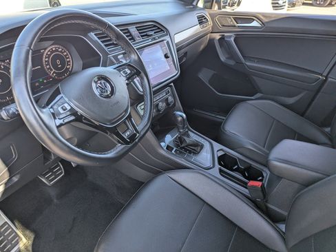 Used 2019 Volkswagen Tiguan SE image 26