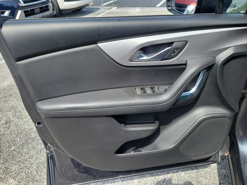 Used 2022 Chevrolet Blazer LT FWD image 9