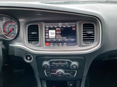 Used 2022 Dodge Charger GT RWD image 7