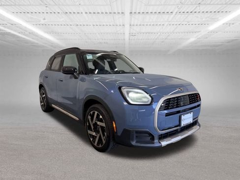 Certified 2025 MINI Cooper Countryman S w/ Comfort Package Max image 7