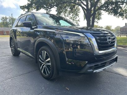 Used 2024 Nissan Pathfinder Platinum