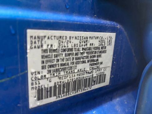 Used 2024 Nissan Sentra SV FWD image 23
