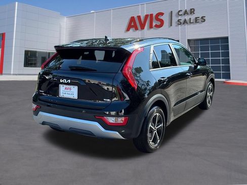 Used 2025 Kia Niro LX FWD image 6