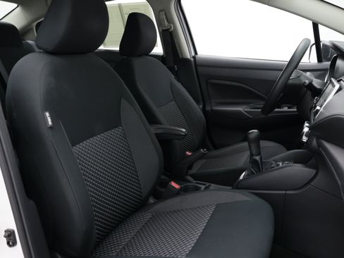 Used 2020 Nissan Versa S FWD image 36