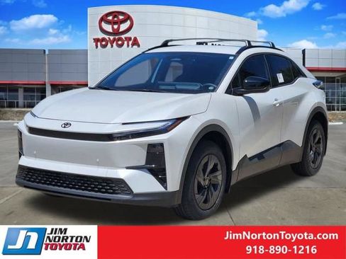 New 2026 Toyota C-HR AWD/4WD image 2