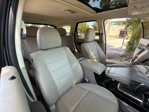 Used 2010 Ford Escape Limited FWD image 20
