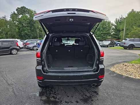 Used 2019 Jeep Grand Cherokee Altitude AWD/4WD image 33