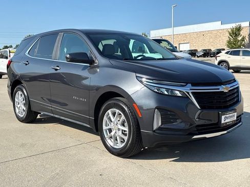 Used 2022 Chevrolet Equinox LT FWD image 7