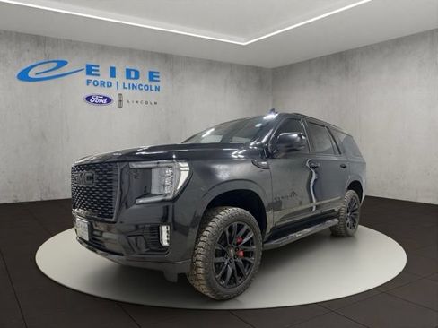 Used 2023 GMC Yukon SLT AWD/4WD image 5