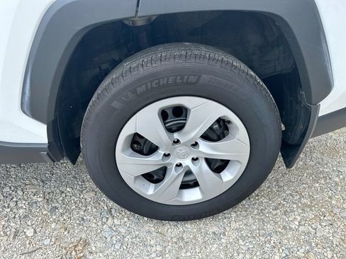 Used 2025 Toyota RAV4 LE AWD/4WD image 47