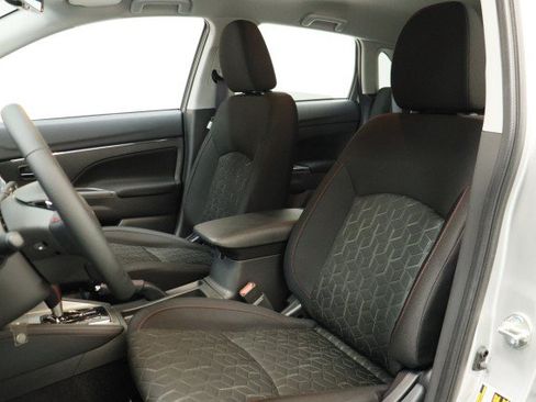 New 2026 Mitsubishi Outlander Sport LE AWD/4WD image 7