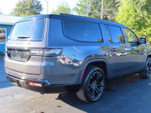 Used 2024 Jeep Grand Wagoneer L Series II w/ Quick Order Packagew 28T AWD/4WD image 16