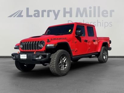 Certified 2025 Jeep Gladiator Mojave