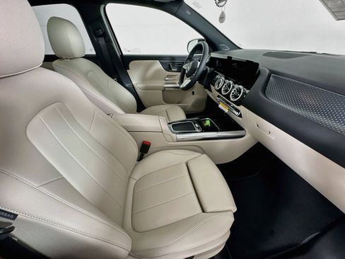 New 2026 Mercedes-Benz GLA 250 image 30