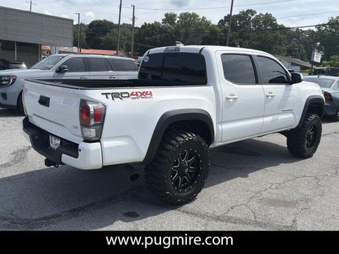 Used 2021 Toyota Tacoma TRD Off-Road w/ Technology Package AWD/4WD image 7