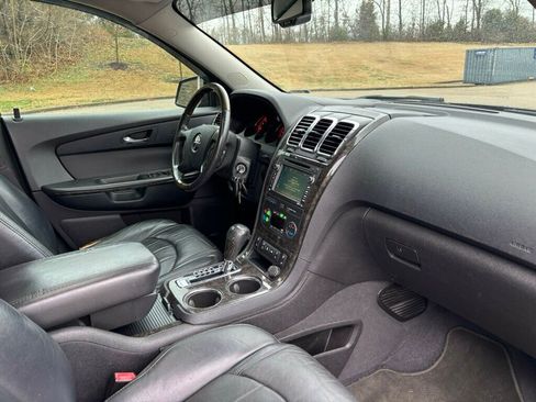 Used 2011 GMC Acadia Denali image 13