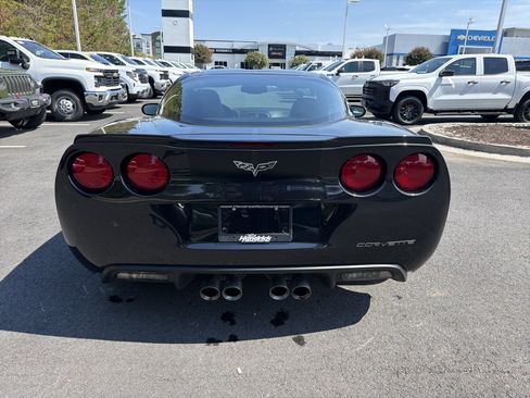Used 2012 Chevrolet Corvette Coupe w/ 4LT Preferred Equipment Group RWD image 9