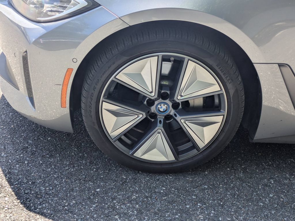 Used 2024 BMW i4 eDrive35 w/ Premium Package RWD image 20