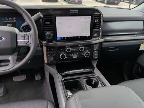 New 2026 Ford F250 Lariat w/ Tremor Off-Road Package AWD/4WD image 24