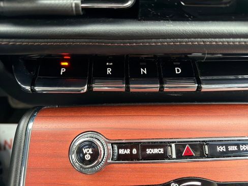 Used 2024 Lincoln Aviator Reserve image 29