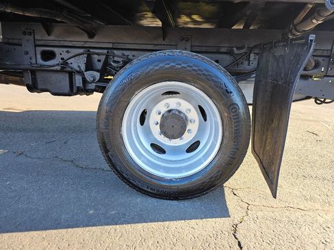 Used 2012 Ford F450 XL w/ High Capacity Trailer Tow Pkg image 24