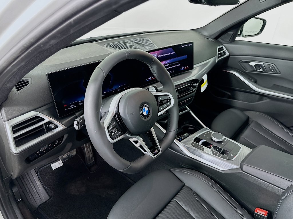 Used 2026 BMW 330i Sedan w/ M Sport Package RWD image 9