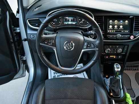 Certified 2022 Buick Encore Preferred w/ Safety Package image 18