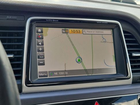 Used 2018 Hyundai Sonata Limited w/ Ultimate Package 07 FWD image 27