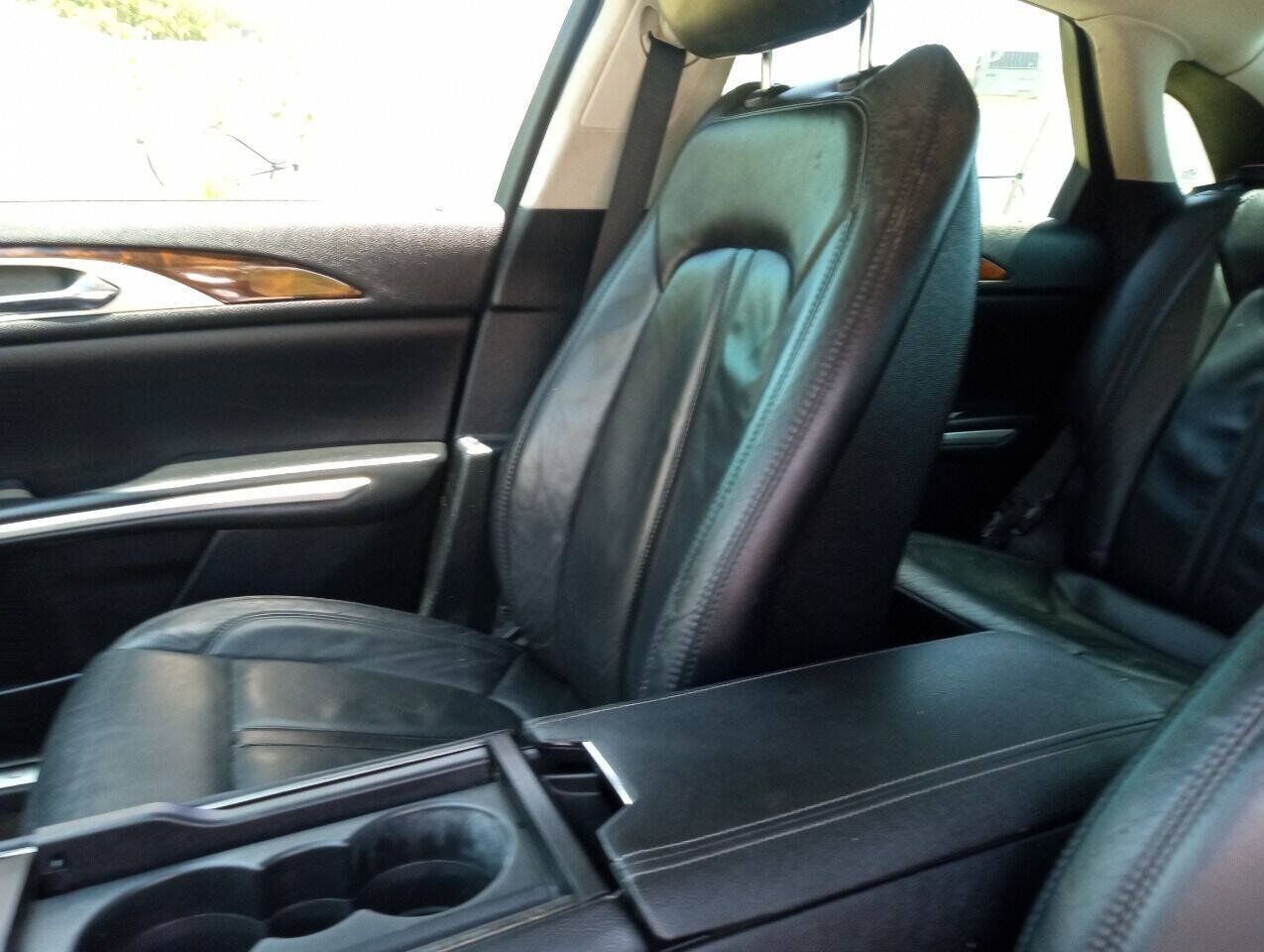 Used 2015 Lincoln MKZ w/ Equipment Group 101A Select FWD image 14