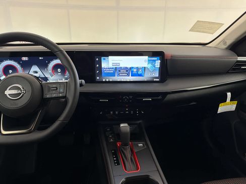 New 2026 Nissan Kicks SR w/ SR Premium Package image 13