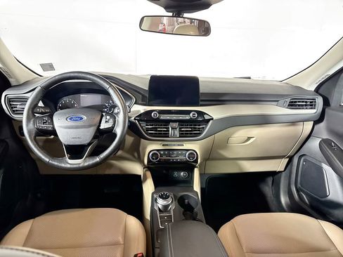 Used 2021 Ford Escape SEL image 12