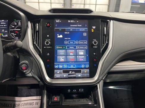 Certified 2025 Subaru Outback Limited w/ Tech Package 2 AWD/4WD image 34