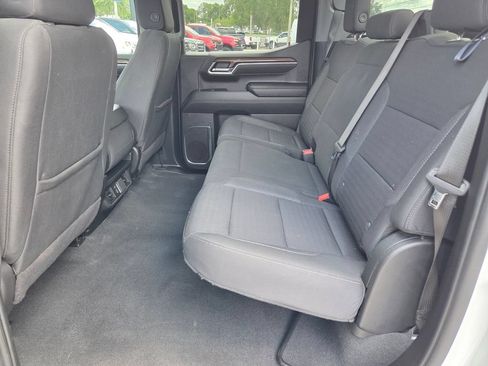 Used 2025 Chevrolet Silverado 1500 LT RWD image 7