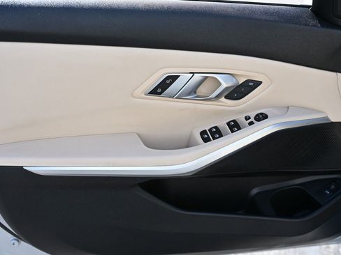 Used 2019 BMW 330i Sedan image 9