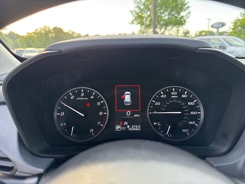 Used 2024 Subaru Crosstrek 2.0i Premium AWD/4WD image 13