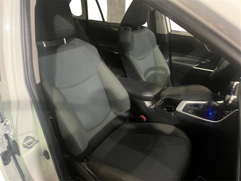 Used 2023 Toyota RAV4 LE image 7