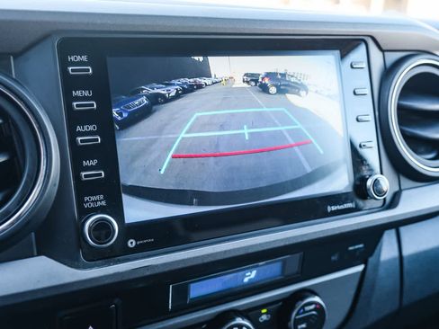 Certified 2023 Toyota Tacoma TRD Off-Road AWD/4WD image 27