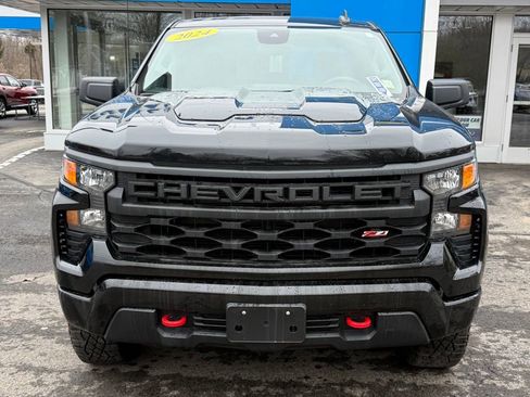 Used 2024 Chevrolet Silverado 1500 Custom Trail Boss image 2