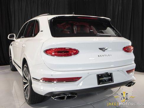 Used 2022 Bentley Bentayga image 8