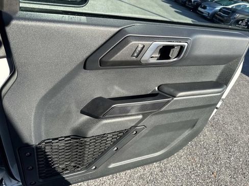 Used 2025 Ford Bronco Big Bend image 15