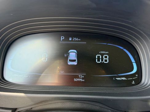 Used 2024 Hyundai Venue SE image 36