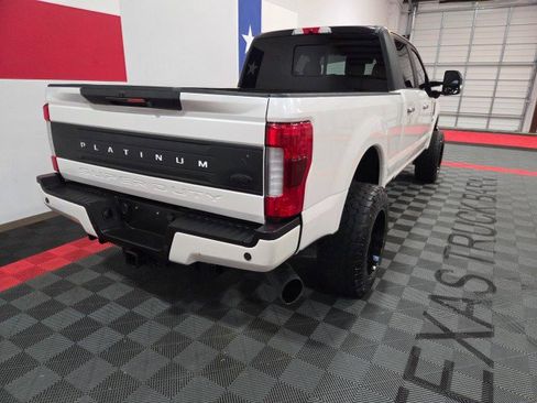 Used 2017 Ford F350 Platinum w/ Platinum Ultimate Package image 19