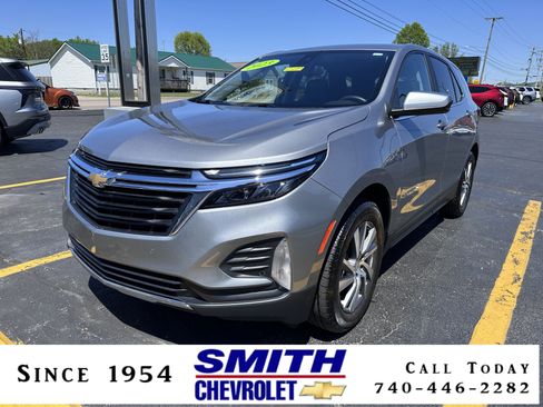 Used 2023 Chevrolet Equinox LT image 1