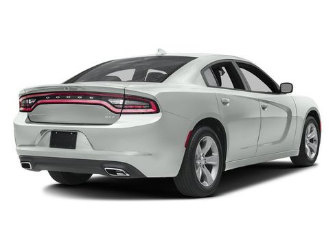 Used 2017 Dodge Charger SXT w/ AWD Plus Group image 2