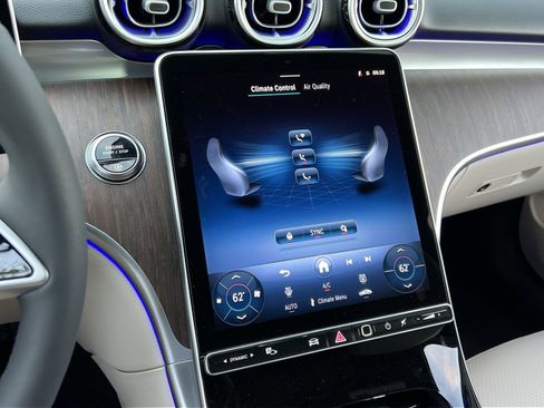 New 2026 Mercedes-Benz C 300 4MATIC Sedan image 19