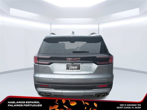 Certified 2026 GMC Acadia Elevation w/ Elevation Premium Package FWD image 5