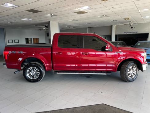 Used 2019 Ford F150 Lariat w/ Equipment Group 501A Mid image 9