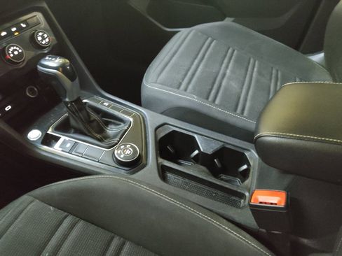 Used 2022 Volkswagen Tiguan S image 26