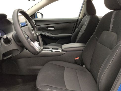 Used 2025 Nissan Sentra SV FWD image 17