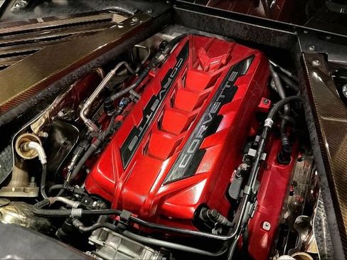 Used 2020 Chevrolet Corvette Stingray Premium Cpe w/ 3LT Preferred Equipment Group RWD image 32